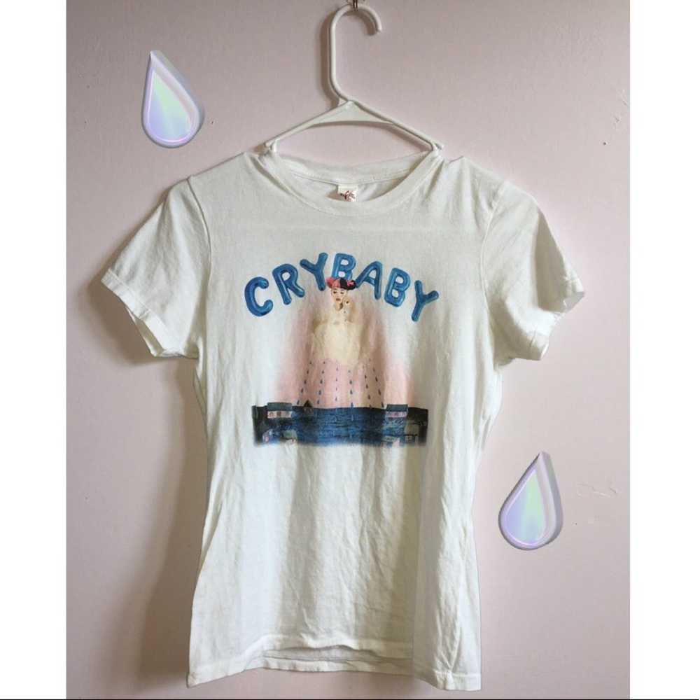 💥SOLD💥 Melanie Martinez T-Shirt and Bracelet